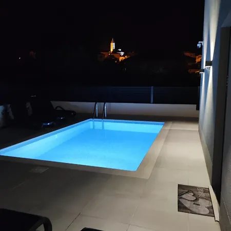 Апартаменти Rusulica Trogir